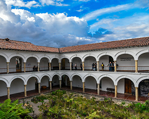 Claustro de San Agustín, CAPAZ Bureau in Bogotá 