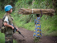 Local Ownership in der UN Peacekeeping Mission in der DR Kongo (Photo: https://www.flickr.com/photos/un_photo/13313977255/).