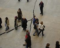 Doris Salcedo, Shibboleth, Tate Modern 2007 (Foto: Nuno Nogeira via wikimediacommons, cc by sa 2.5)